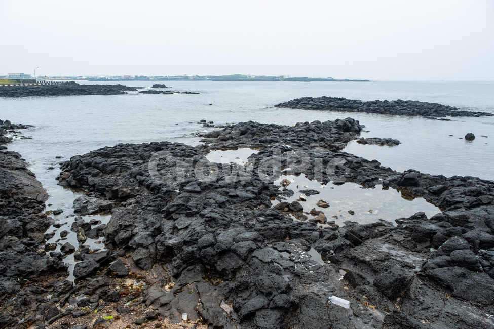 제주,제주도,비양도,우도,바다,바닷물,바닷가,해안가,해변가,돌,흐린날,jeju,nature,outdoor,sea,water,자연,풍경,nature,landscape,제주도,jeju,jeju island