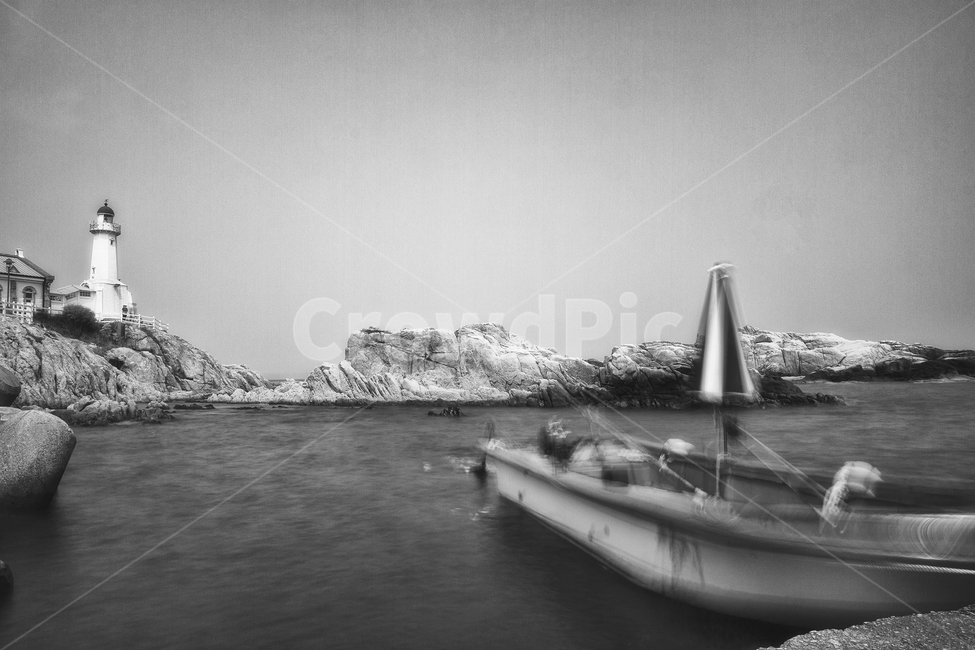바다,등대,풍경,보트,죽성성당,자연,풍경,nature,landscape,흑백,모노톤,monochrome,black and white,water,물,waterfront,워터 프론트,pier,교각,port,포트
