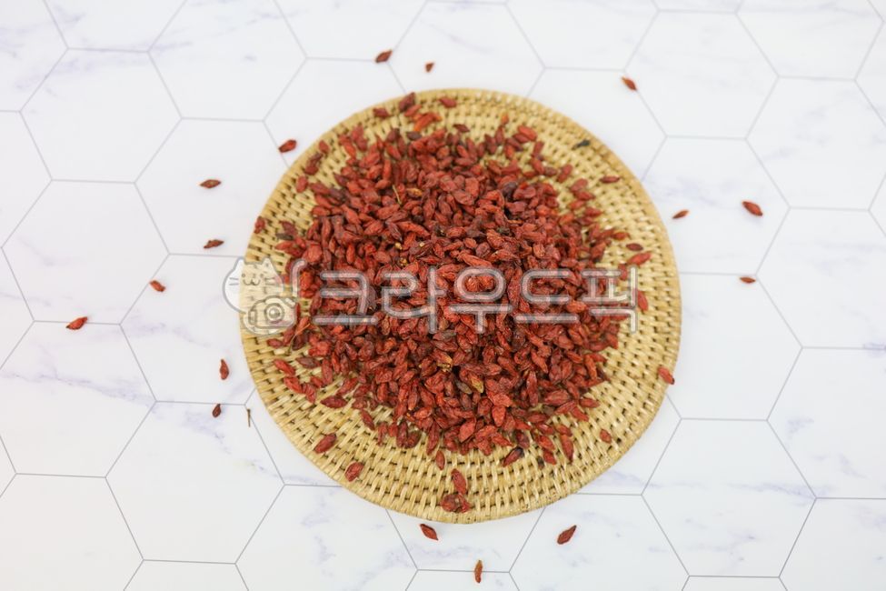 구기자,구기자열매,말린구기자,건조구기자,구기자약재,약재,한약재,한방재료