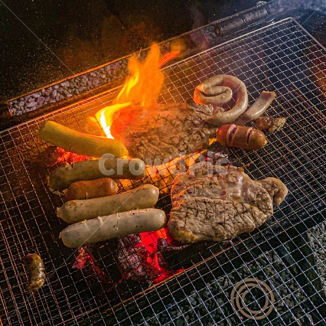 고기,바베큐,삼겹살,소세지,목살,불
