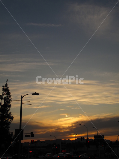 구름,하늘,cloud,sky,nature,자연,감성,저녁,노을,야경,해질녘,sunset,도시,풍경,city,landscape,lamp post,램프 포스트