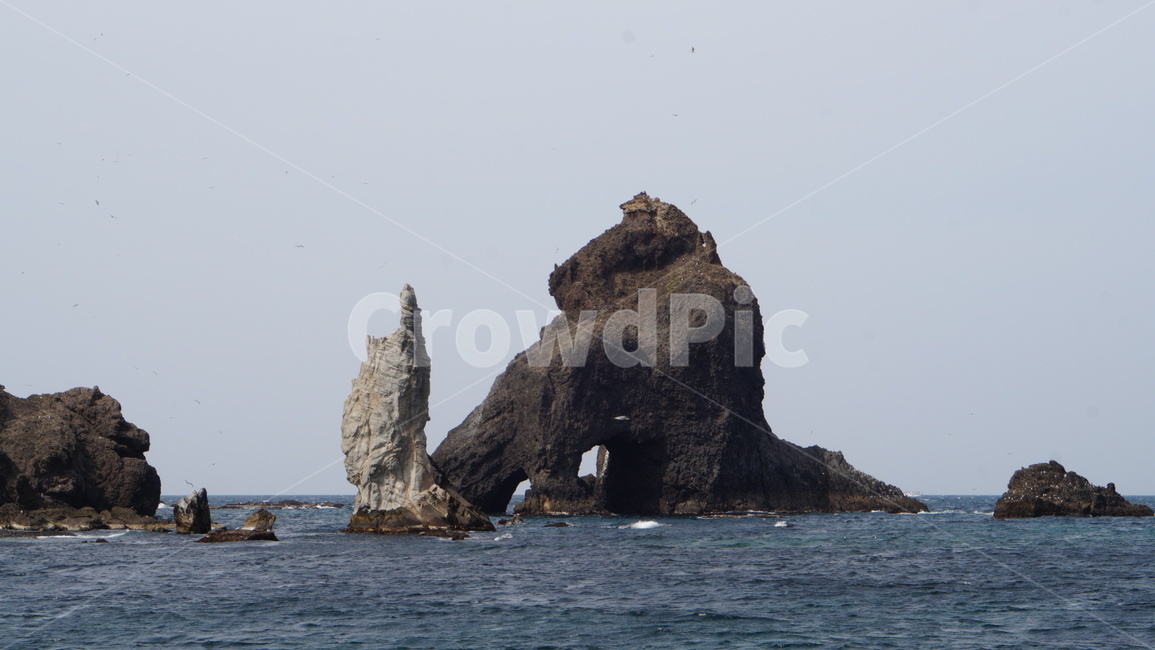 독도,울릉도,nature,자연,ocean,대양,sea,바다,outdoors,옥외,water,물,shoreline,해안선,coast,연안,land,나라,바위,감성,자연,풍경,nature,landscape