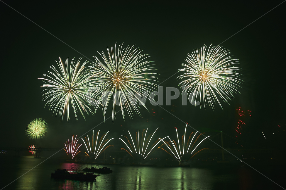 불꽃,부산불꽃축제,불꽃놀이,폭죽,부산밤바다,야경,밤,풍경,nightscape,night,landscape,nature,자연,outdoors,옥외