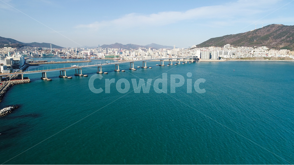 부산,남항대교,남포동,영도,자갈치,다리,대교,바다,교통,자동차,관광지,여행,시원한,한산한,도로,송도,부산타워,항공촬영,도시,풍경,city,landscape,한국도시풍경,한국도시경관,korea cityscape,water,물,waterfront,워터 프론트