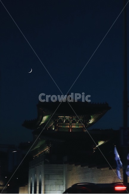 광화문,건축,달,건물,야경,전통,한국,야경,밤,풍경,nightscape,night,landscape,한국전통,한국문화,korean traditional,korean culture,랜드마크,landmark,tourist attraction,한국랜드마크,한국관광지,한국명소,korea landmark,korea tourist attraction,건축물,건물외관,exterior,building,structure,architecture,construction