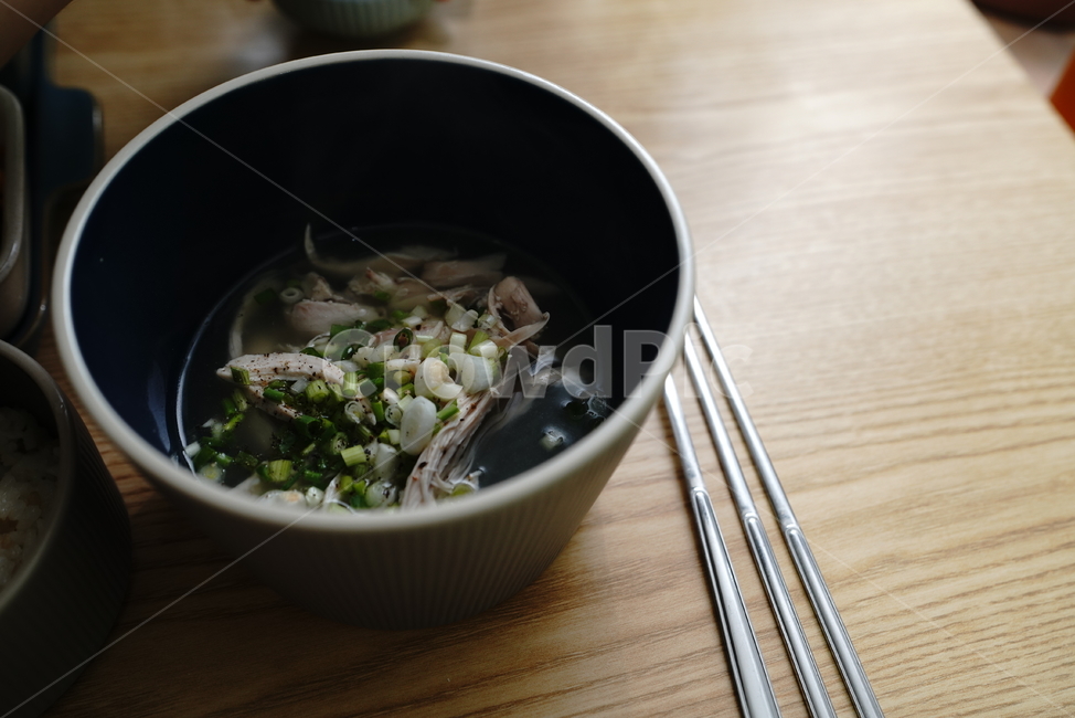 집밥,먹방,닭계장,닭고기,국물,국물요리,식사,음식,한식,닭,밥그릇,그릇,먹거리,푸드,국,음식,식재료,요리,food,cook,meal,dishes,food reserves
