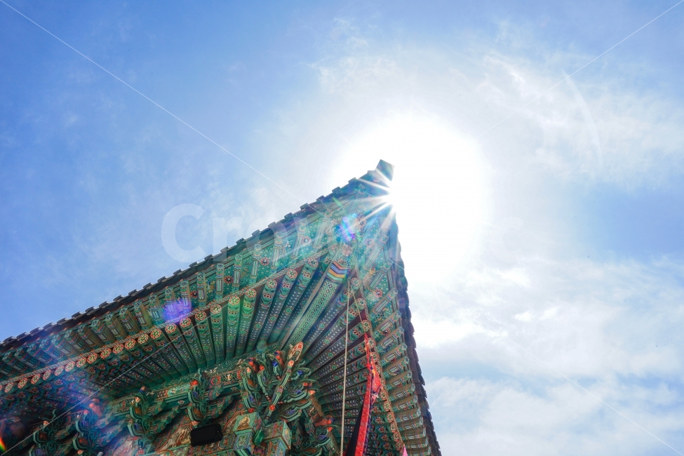 해인사,가야산,합천,경남,경남합천,역광,처마,스냅,snap,풍경,landscape,하늘,sky,건축물,건물외관,exterior,building,structure,architecture,construction,한국전통,한국문화,korean traditional,korean culture