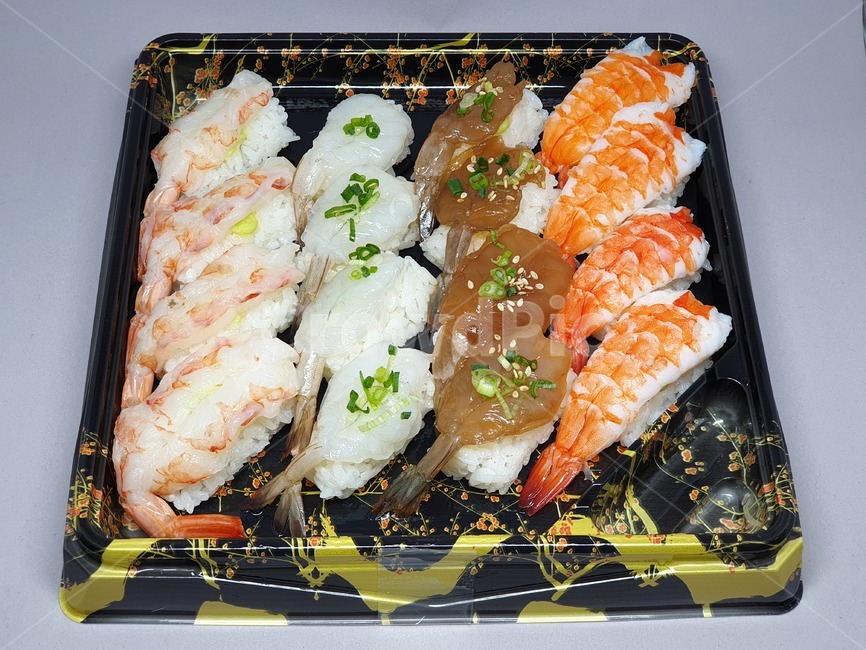 초밥,새우,새우초밥,스시,sushi,일식,일본요리,일본음식,해물,수산물,shrimpsushi,식사,간편식사,사물,오브젝트,object,seafood,food,음식,시푸드,씨푸드,먹는거,먹는것,음식,식재료,요리,food,cook,meal,dishes,food reserves,일식,일본음식,일본요리,Japanese food,Japanese dishes,Japanese meal,Japanese cook
