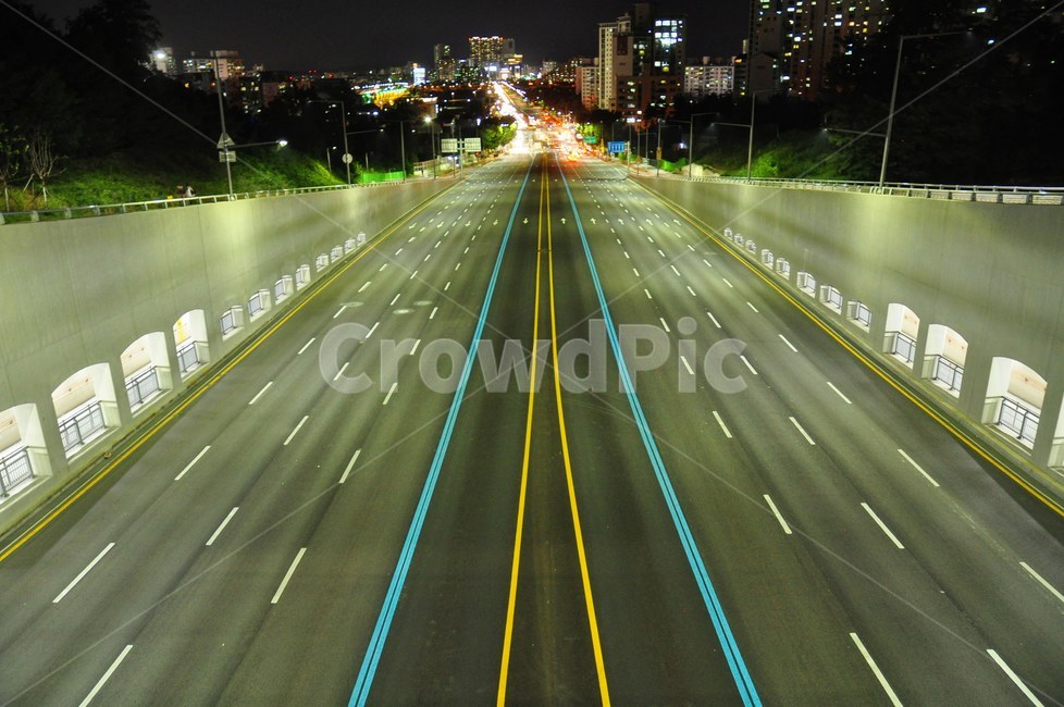 도로,밤,야경,대칭,자동차,차도,야경,밤,풍경,nightscape,night,landscape,교통,교통수단,traffic,transportation,road,freeway,고속 도로,highway,고속도로
