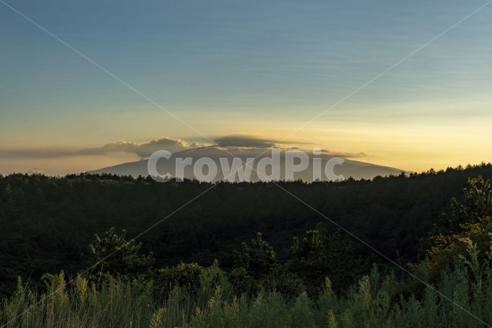제주도,한라산,일몰,yellow,sunset,landscape,관광지,jejuisland,화산섬,구름,cloud,오름,기생화산
