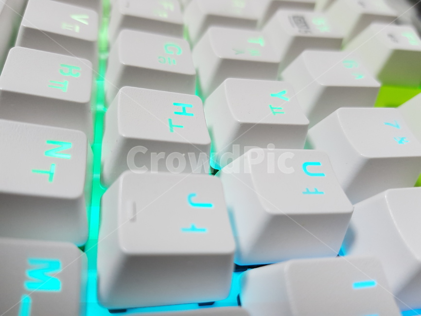 hardware,하드웨어,computerhardware,컴퓨터하드웨어,electronics,전자제품,computer,컴퓨터,computerkeyboard,컴퓨터키보드,keyboard,건반,rgb,기계식