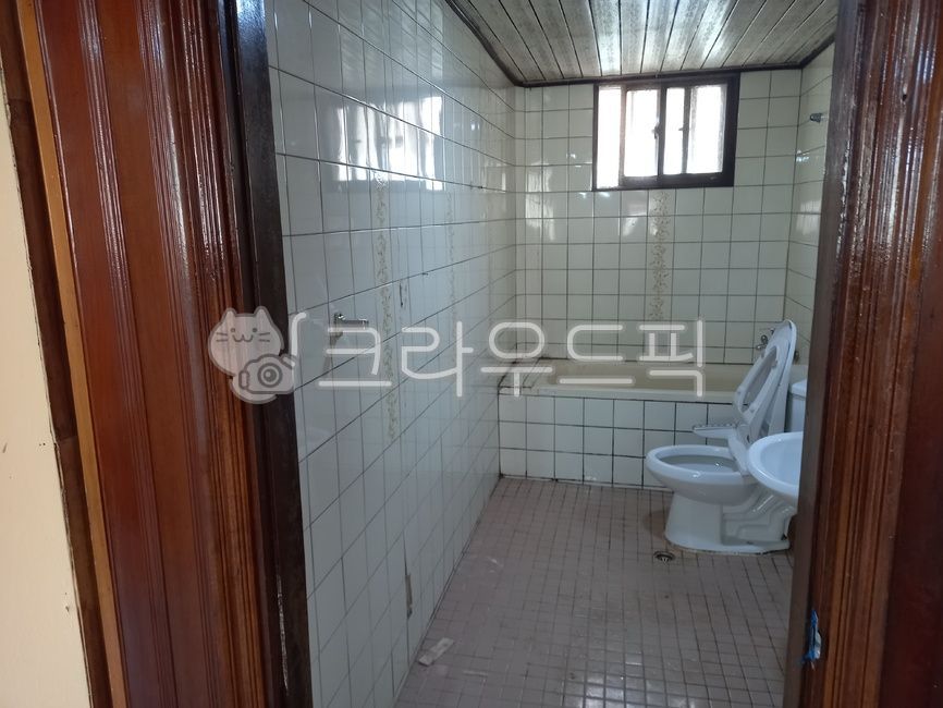 home repairs,remodeling,Repair of defects,Toilet repair,construct,bathroom repair