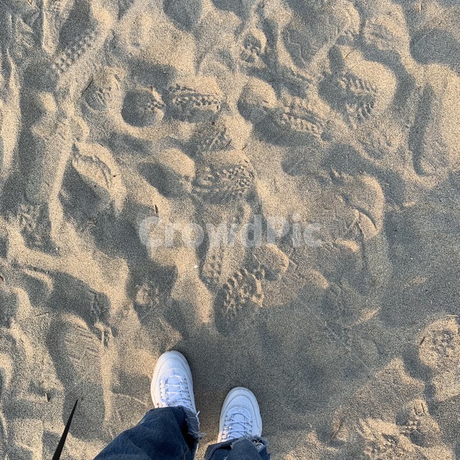 바다,모래,발,신발,바지