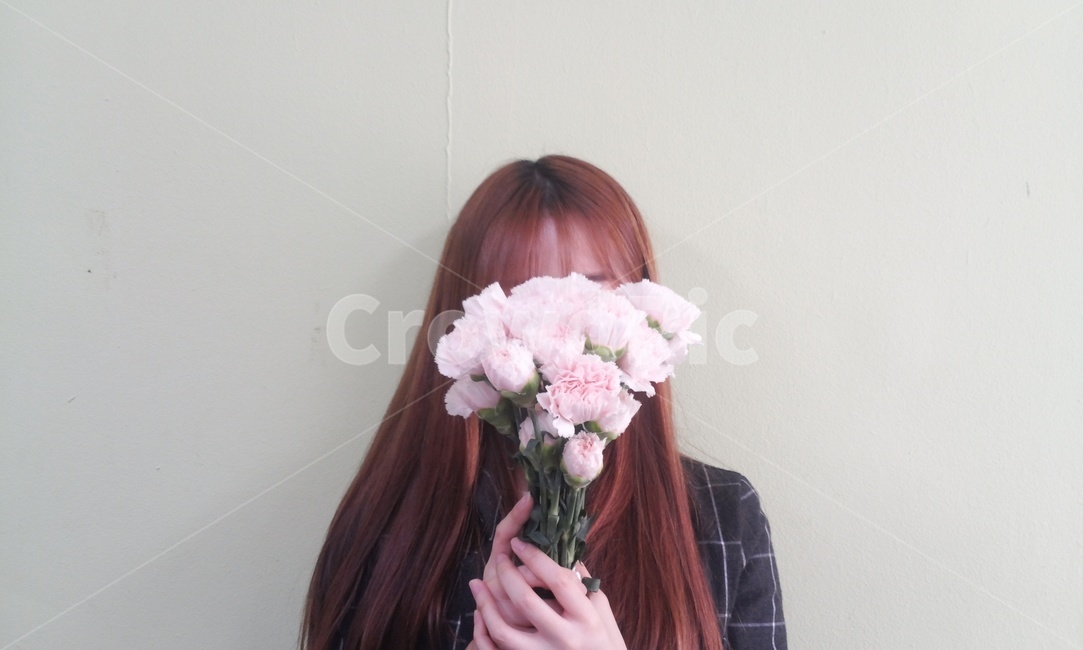 꽃,성년의날,감성,소녀,꽃다발,꽃을든여자,스무살
