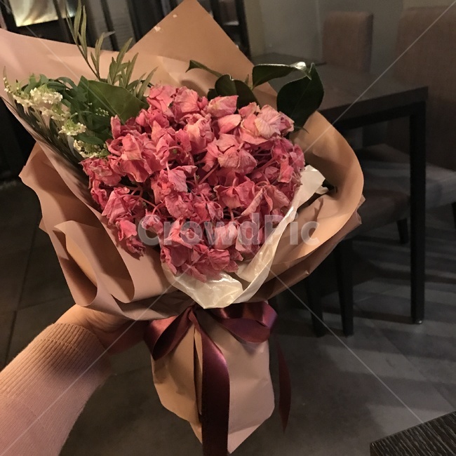 꽃다발,수국,수국꽃다발,꽃선물,flower,꽃,flower,기념일,축하,anniversary,congratulation,celebrate,celebration