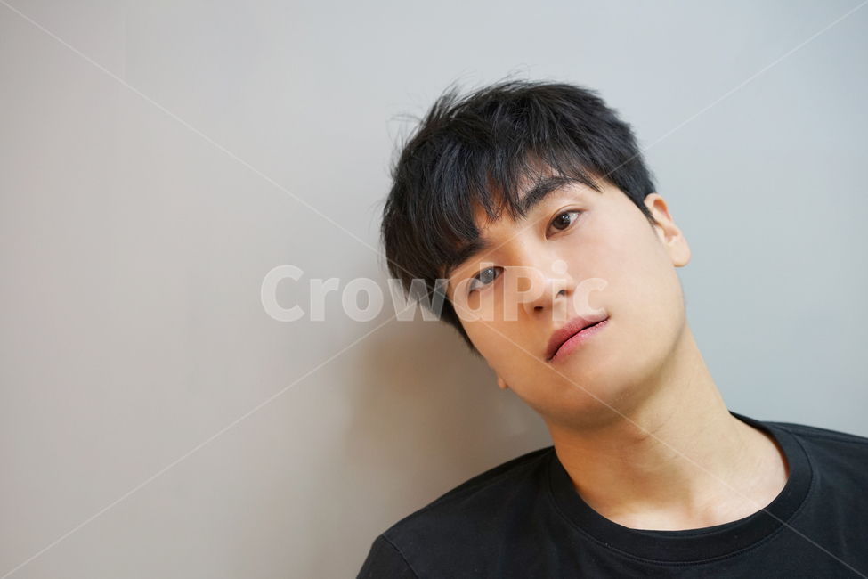 얼굴,남성,남자,표정,감정,얼굴표정,감정표현,face,허탈,좌절,절망,실망,피곤,피로,사람,인물,인간,human,person,얼굴표정,facial expression,face,남성,남자,man,male,감정표현,기분,feeling,emotion