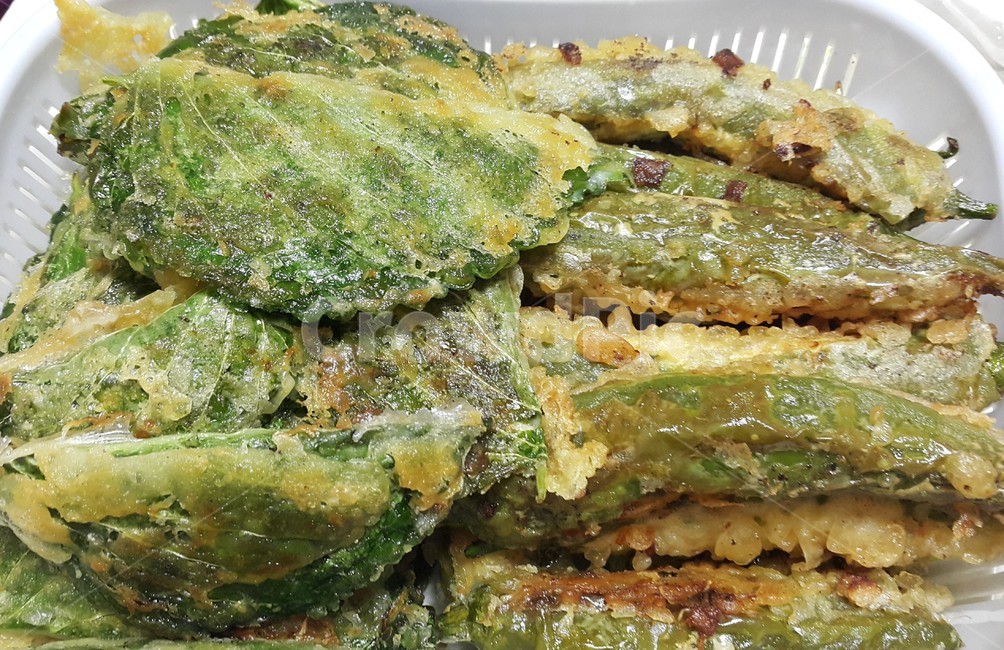 고추튀김,깻잎튀김,한국음식,food,koreanfood,반찬,요리,cook,koreancook,간식,술안주,식재료,채소,튀김,friedfood