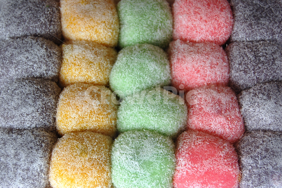 snack,pattern,Thanksgiving,Fivecolored dumplings,ingredients,tradition,cooking,Korean rice cake,Lunar New Year food,new year,koreanfood,holiday food,gyeongdan,Chuseok food,Korean,glutinous rice dumplings,food,ricecake,glutinous rice cake,rainbow,korea,Sae