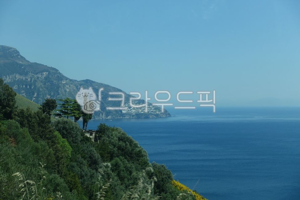 cliff,sea,Positano,superb view,positano,mountain,sight,italy,Southern Italy,sky,coastline,Cliff,nature,water,superbview,outdoor,horizon,ocean,Italy,landscape