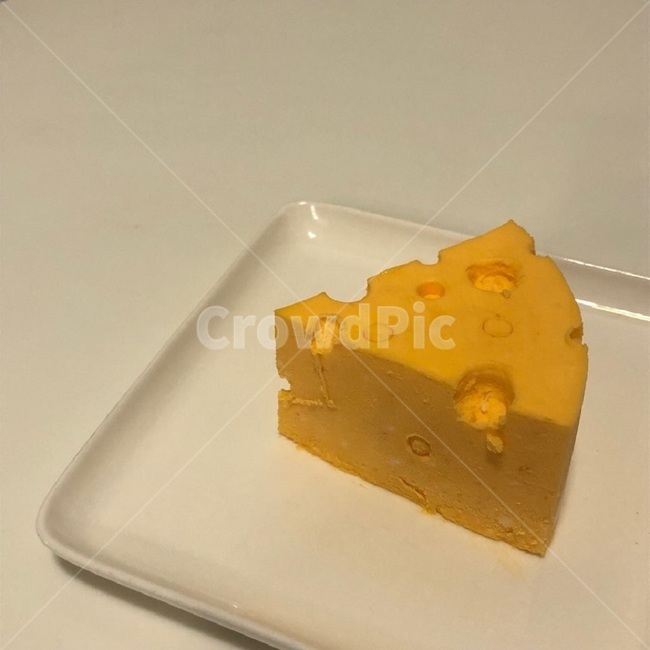 케이크,치즈케이크,cake,치즈,디저트,음식,식재료,레몬케이크,치즈레몬케이크,chesscake,lemoncake,food,cook,meal,dishes,foodreserves,빵,bread,간식,후식,dessert,snak,감성,sensible,feeling,접시,카페,cafe,노란색,노랑,노란,yellow,chess,느끼한,달콤한,새콤한,새콤달콤한