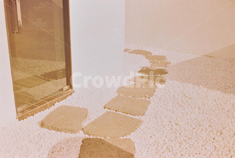 flooring,바닥,디딤돌,문,자갈