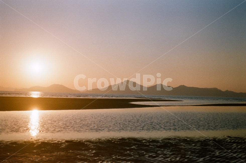 필름,필름카메라,노을,석양,감성,자연,풍경,nature,landscape,해변,바다,beach,sea,감성,sensible,feeling,휴식,힐링,rest,relaxation,healing,light,빛,flare,플레어,outdoors,옥외