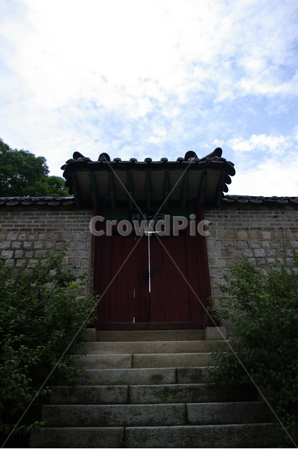 창덕궁,고궁,한옥,전통가옥,기와지붕,건축,traditional,문,한국전통,한국문화,korean traditional,korean culture,건축물,건물외관,exterior,building,structure,architecture,construction