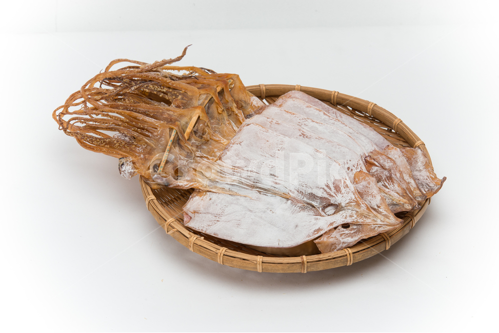 건어물,건수산물,건수산품,건해산물,수산물,수산품,해산물,건조수산물,건조수산품,건조해산물,오징어,말린오징어,음식,식재료,요리,food,cook,meal,dishes,food reserves,수산물,해산물,fishery products,seafood,누끼,remove background