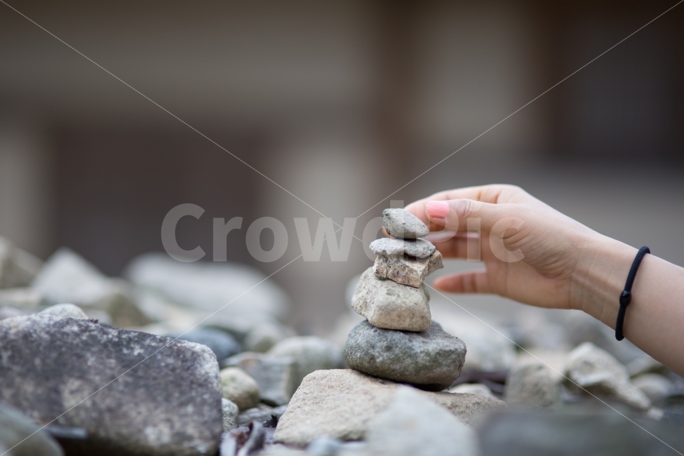 풍경,인물,돌탑,landscape,portrait,사람,인물,인간,human,person,신체일부,몸,body,종교,신앙,religion,belief,faith