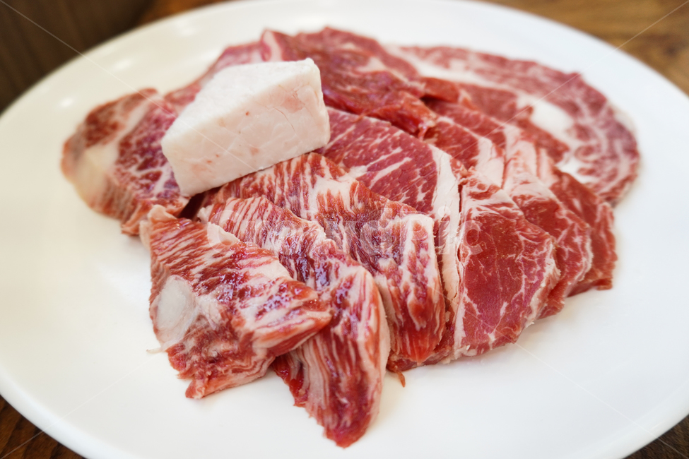 dish,요리,meal,식사,food,음식,한우,소고기,구이,등심,안심,모둠구이,생고기,meat