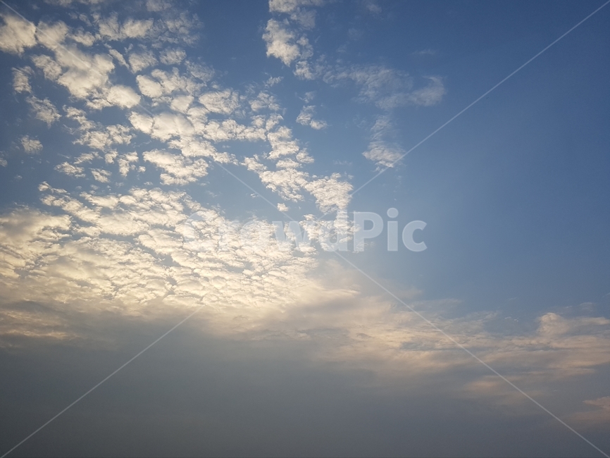 nature,자연,sky,하늘,cloud,구름,빛,light,햇빛,sunshine,구름사이햇빛