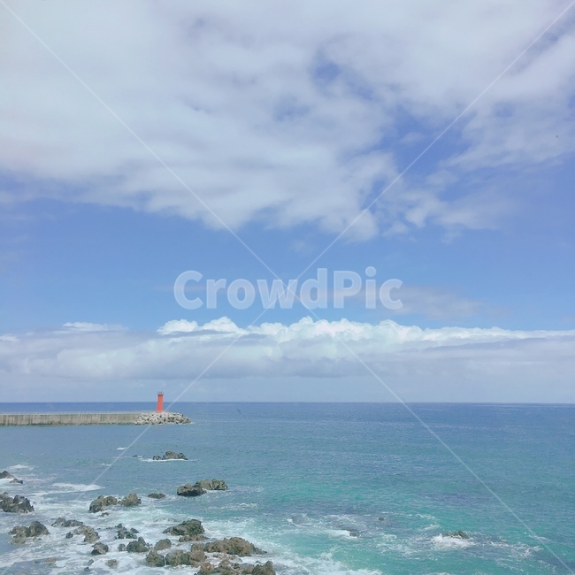 바다,동해,등대,하늘,파도,자연,풍경,nature,landscape,promontory,곶,sea,ocean,대양,water,물,outdoors,옥외