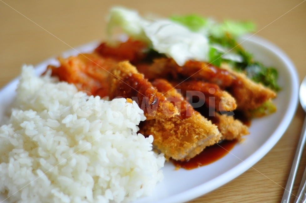 음식,밥,돈까스,샐러드,저녁,김치,food,rice,dinner,pork,porkcuttlet,salad,음식,식재료,요리,food,cook,meal,dishes,food reserves,육류,고기,meat