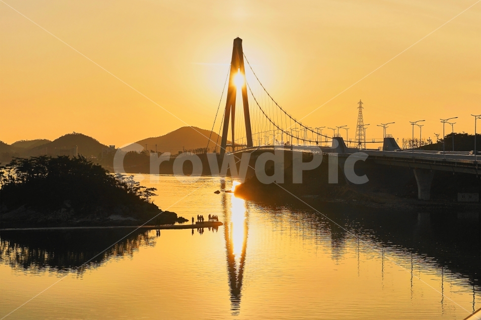노을,풍경,반영,고군산,새만금,자연,풍경,nature,landscape,도시,city,실루엣,그림자,silhouette,shadow,flare,플레어,light,빛,outdoors,옥외,water,물,sunlight,햇빛
