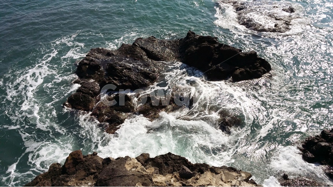 바다,파도,해변,바위,바닷가,물,자연,풍경,nature,landscape,ocean,대양,water,outdoors,옥외,sea,promontory,곶,sea waves