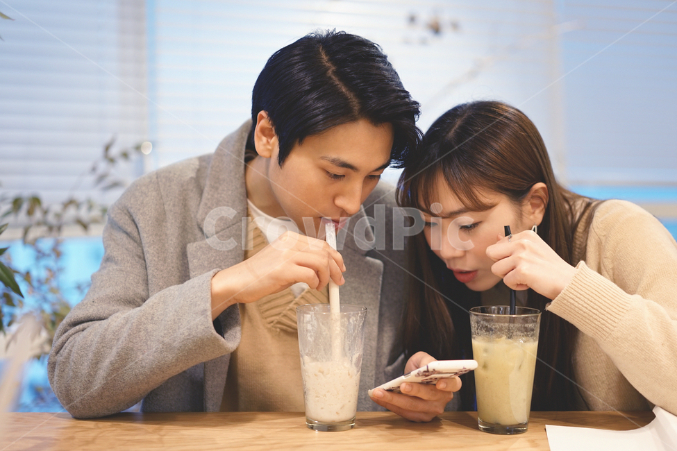 커플,연인,데이트,카페데이트,카페,연애,남녀,couple,음료,사람,인물,인간,human,person,연인,커플,사랑,lover,couple,커피,카페,coffee,cafe
