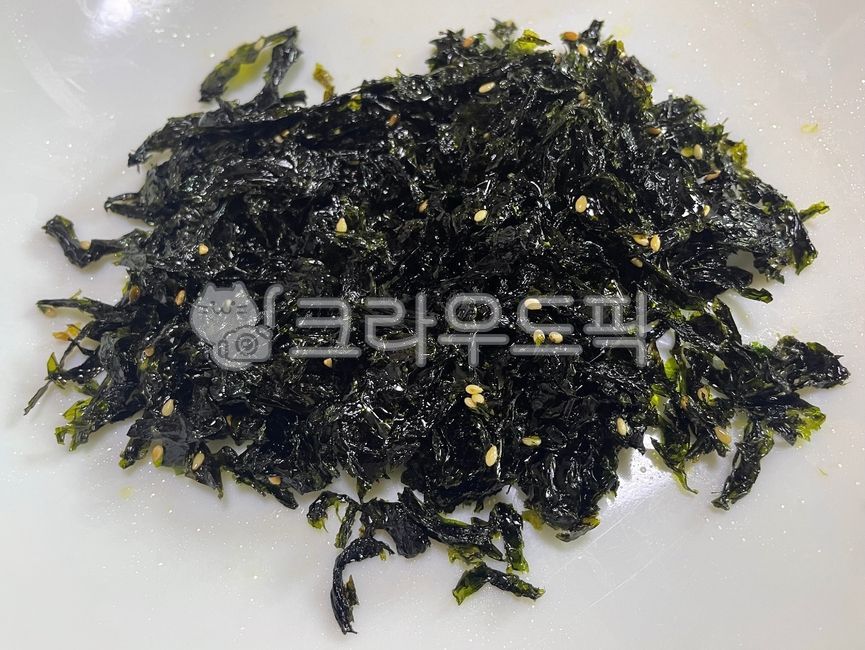 김자반,김가루,김,참깨,밥반찬,반찬,밥도둑,음식,요리,식사,식재료,먹방,고소한,food,dish,cook,meal