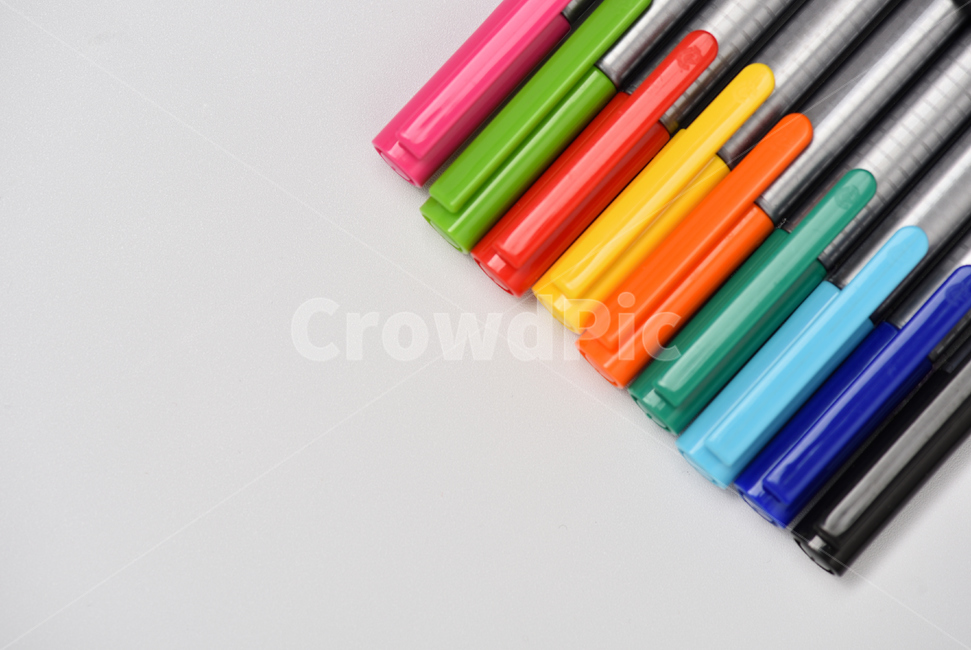 문구,문구류,사무용품,문방구,색연필,색펜,컬러펜,사무실문구,문구점,칼라펜,색상펜,미술도구,미술용품,그림도구,디자인용품,문구용품,화방,문구용품점,디자인용품점,그림용품점,싸인펜,색싸인펜,컬러싸인펜,미술용싸인펜,학용품,문구류,사무용품,school supplies,stationery,office supplies