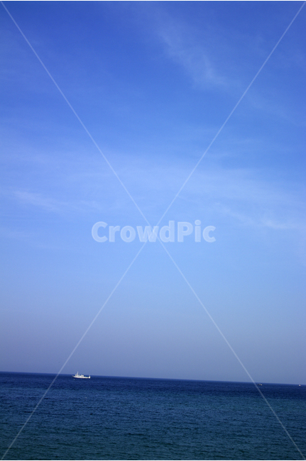 바다,동해,강릉,하늘,수평선,파란,컬러,자연,풍경,nature,landscape,leisure activities,레저 활동,adventure,모험,outdoors,옥외
