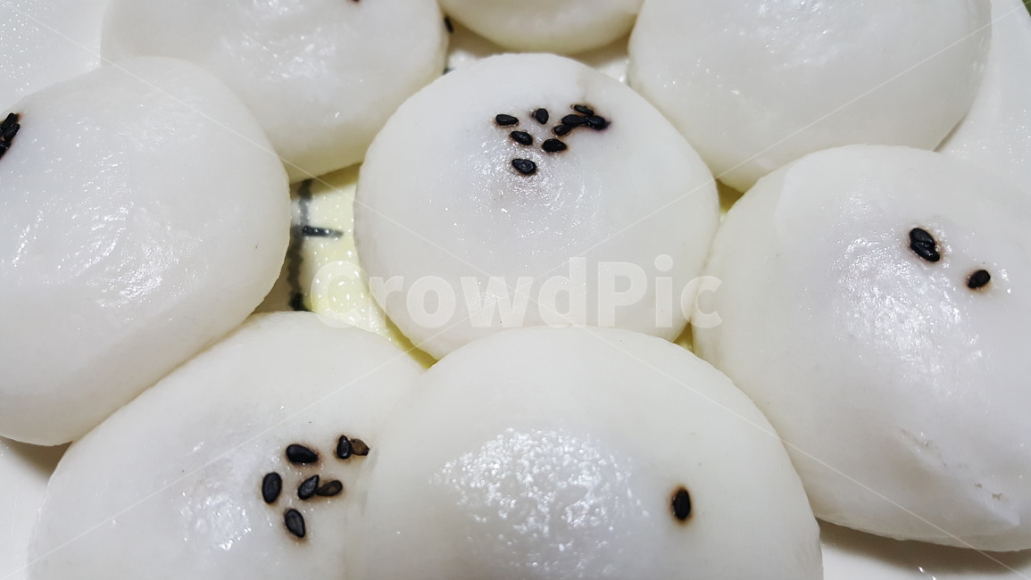 술떡,떡,전통음식,food,발효음식,흰색,깨,팥소,음식,식재료,요리,food,cook,meal,dishes,food reserves