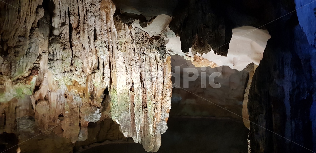 베트남,하롱베이,동굴,승솟동굴,석회동굴,조명,자연,돌,자연,풍경,nature,landscape,cave