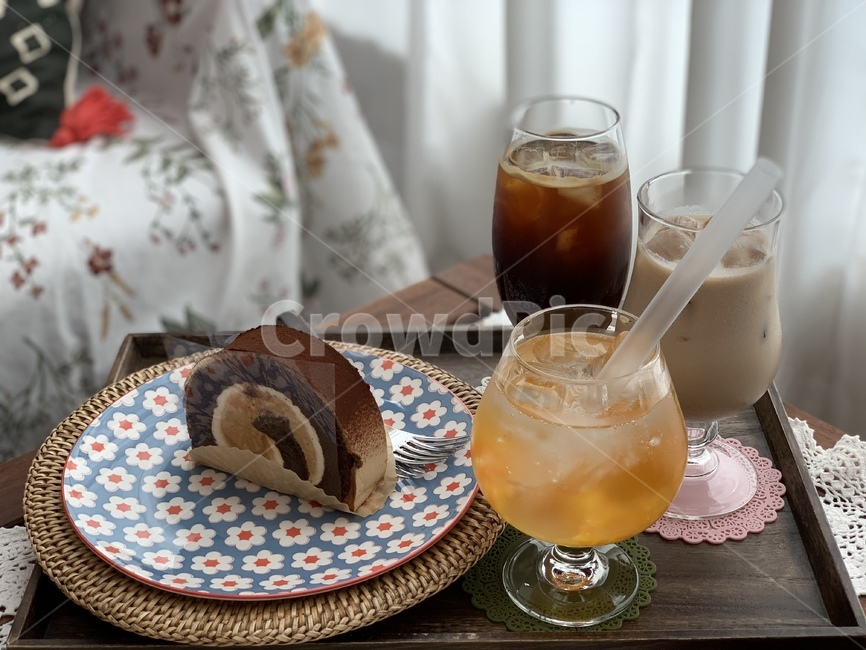커피,케이크,접시,카페,감성,분위기,휴식,오후,시원