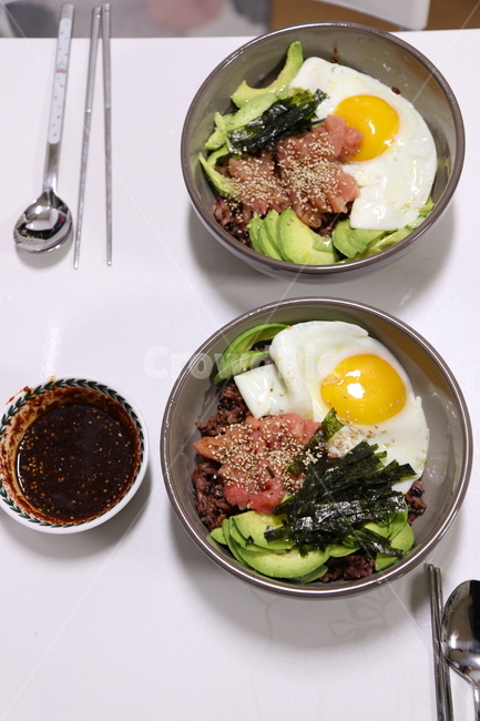 밥,명란젓,명란,덮밥,명란덮밥,일본음식,집밥,아보카도,계란,계란후라이,맛있는,음식,노른자,김가루,food,koreanfood,korea,음식,식재료,요리,food,cook,meal,dishes,food reserves,한식,한국음식,한국요리,korean food,korean dishes,korean meal,korean cook