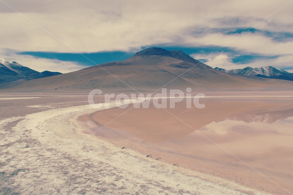 남미,볼리비아,칠레,호수,하늘,반영,국립공원,공원,설산,산,andean,flat,reserve,national,volcano,rock,andes,clouds,scenery,park,blue,desert,landscape,flamingos,salt,nature,uyuni,lagoon,yellow,view,mountain,white,sky,high,beautiful,america,cloud,reflection,colorful,mountains,laguna,south,lake,water,hills,beauty,자연,풍경,nature,landscape,해외,외국,세계,foreign,oversea,world,세계자연풍경,해외자연풍경,외국자연풍경,world nature landscape,soil,흙,outdoors,옥외,sand,모래