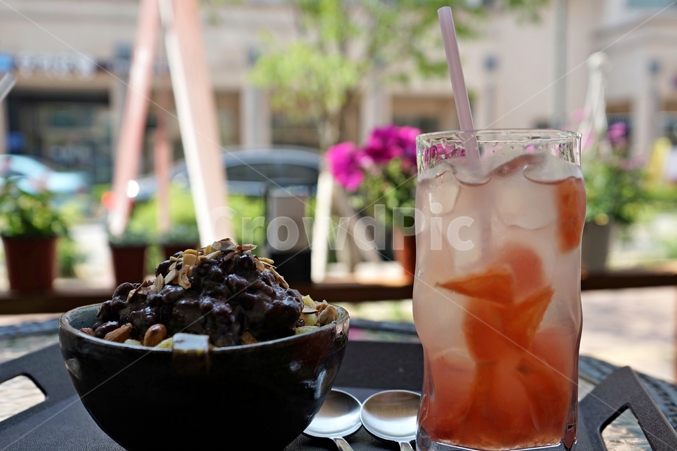 팥빙수,여름,팥,달콤,시원,연유,얼음,자몽,음료수,beautiful,plant,flower,계절식품,디저트,음식,식재료,요리,food,cook,meal,dishes,food reserves,디저트,간식,후식,dessert,snack,음료수,drink,beverage