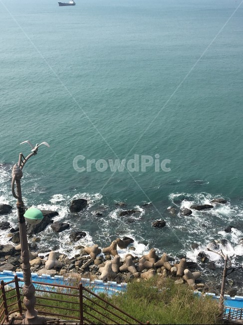 물,바다,자연,방파제,가로등,자연,풍경,nature,landscape,water,ocean,대양,sea,outdoors,옥외,swimming,수영,sport,스포츠,sports