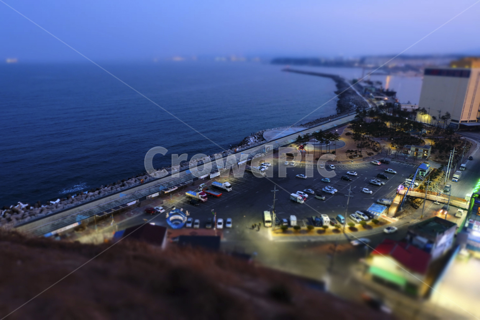 묵호항,바다,주차장,도로,바닷가도로,어선,마을,바닷가마을,도시,풍경,city,landscape,한국도시풍경,한국도시경관,korea cityscape,road