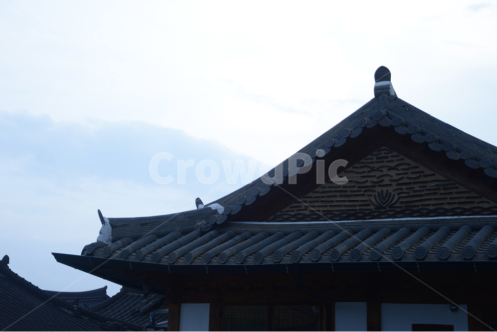 한옥,한옥기와,한옥지붕,전주한옥,전주한옥마을,한국전통,한국문화,korean traditional,korean culture,건축물,건물외관,exterior,building,structure,architecture,construction
