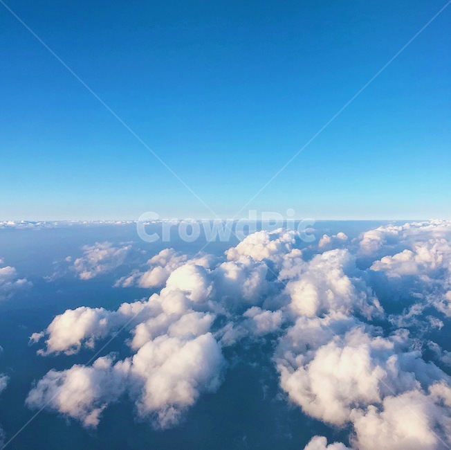 하늘,구름,파란색,맑은날씨,푸른하늘,바다,sky,풍경,landcape,blue,white,sea,morning,아침,수평선,자연,풍경,nature,landscape,outdoors,옥외,azure sky,푸른 하늘