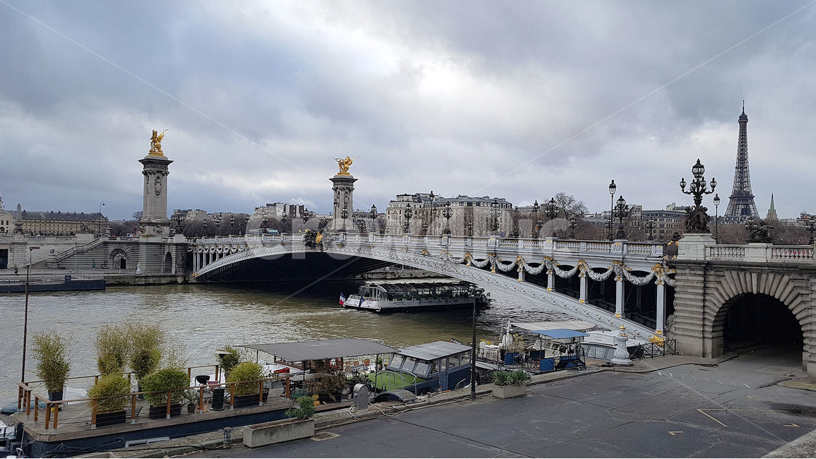 프랑스,파리,알렉상드로3세,다리,풍경,세계,해외,외국,france,paris,bridge,landscape,landmark,seine,센강,센느강,river,유람선,도시,풍경,city,landscape,랜드마크,landmark,tourist attraction,해외,외국,세계,foreign,oversea,world,세계도시풍경,해외도시풍경,외국도시풍경,world cityscape,세계랜드마크,해외랜드마크,외국랜드마크,world landmark,world tourist attraction,water,물,town,시티,building,건물,urban,어반,metropolis,중심지,road,도로,architecture,건축물
